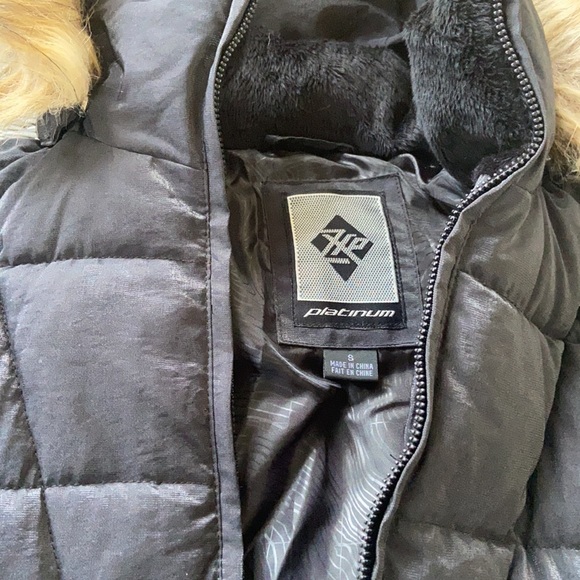 Brand new jacket with tags - Picture 8 of 8
